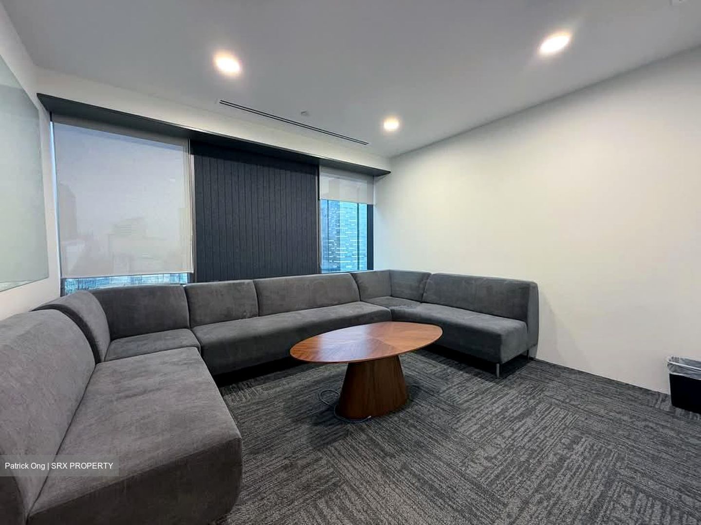 Oue Downtown (D1), Office #551908991